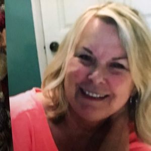 Meet your Posher, Vicki